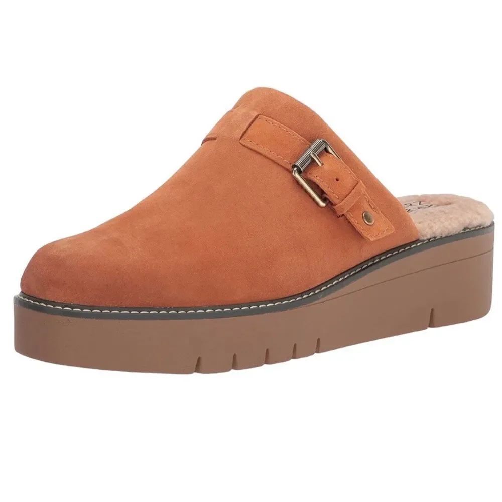 NWT NATURALIZER Pull-On Suede Rust Suede T-Strap Suede Fuzzy Interior Size: 7